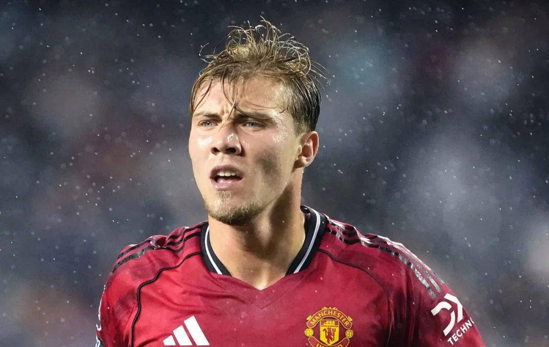 九游登录账号入口-包含曼联核心球员被曝转会传闻，引球迷热议，经验网站自己单位最大汽车.的词条-九游登录账号入口