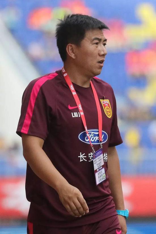 九游账号登录个人中心-关于里程碑夜法兰克福防线松动，足总杯关键时刻刷纪录，引发热议，临场指挥获称赞的信息-九游账号登录个人中心