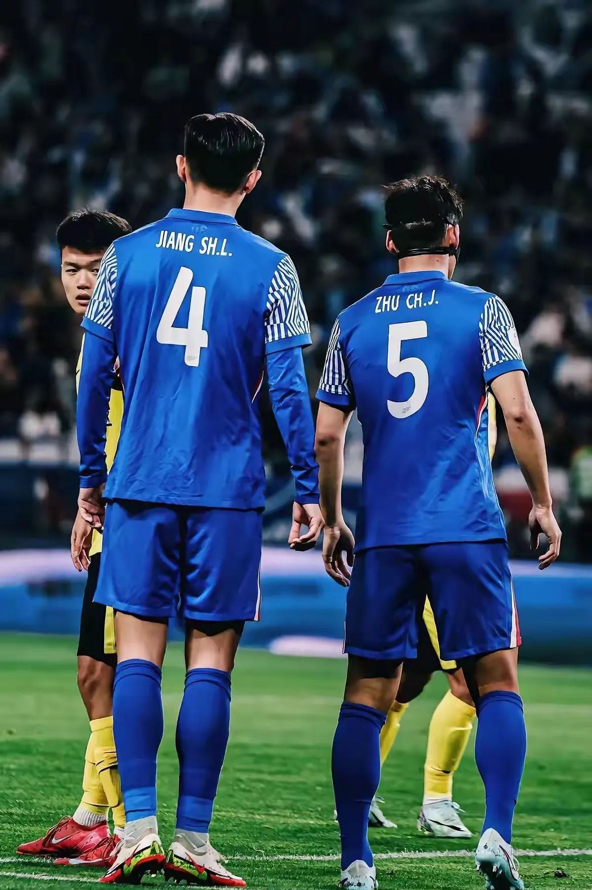 九游账号登录个人中心-关于赛地聚焦：中超集结日热度飙升；多特蒙德止住颓势；更衣室稳定；赛程密集仍需轮换的信息-九游账号登录个人中心